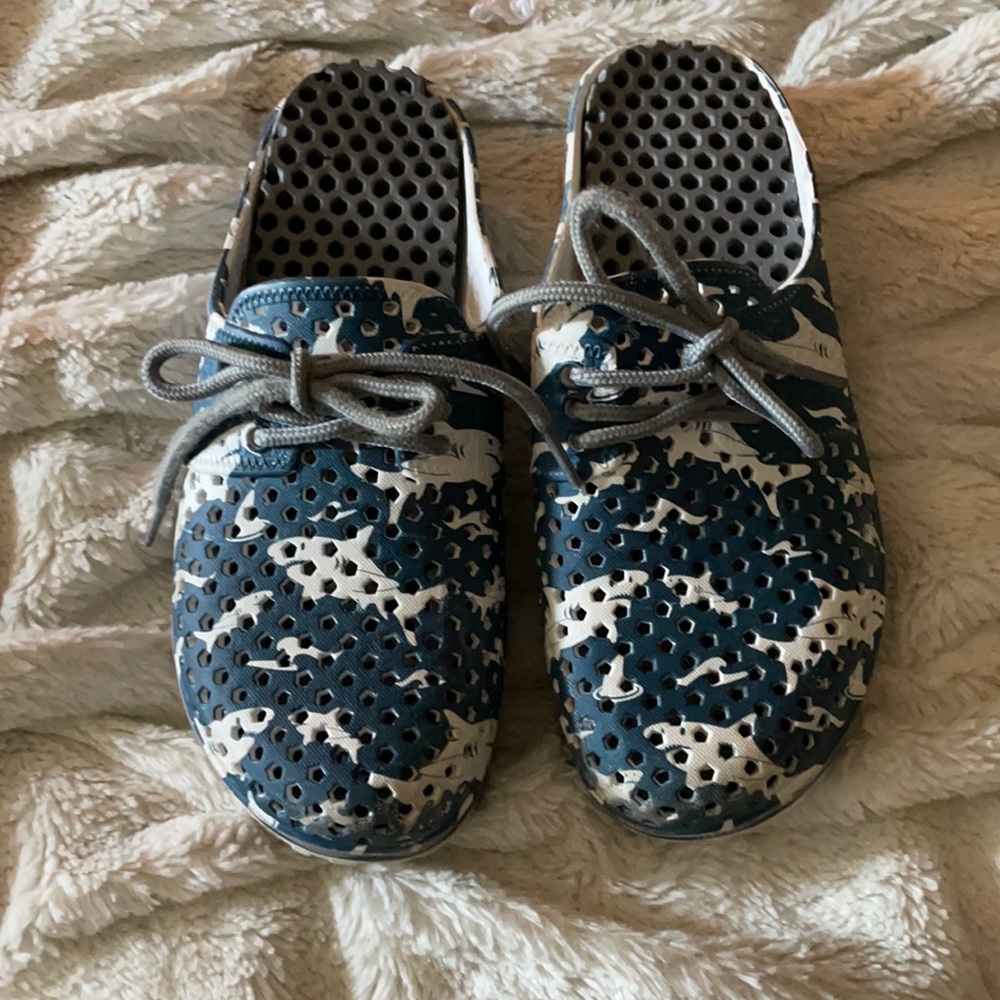 Boys fishing shoes